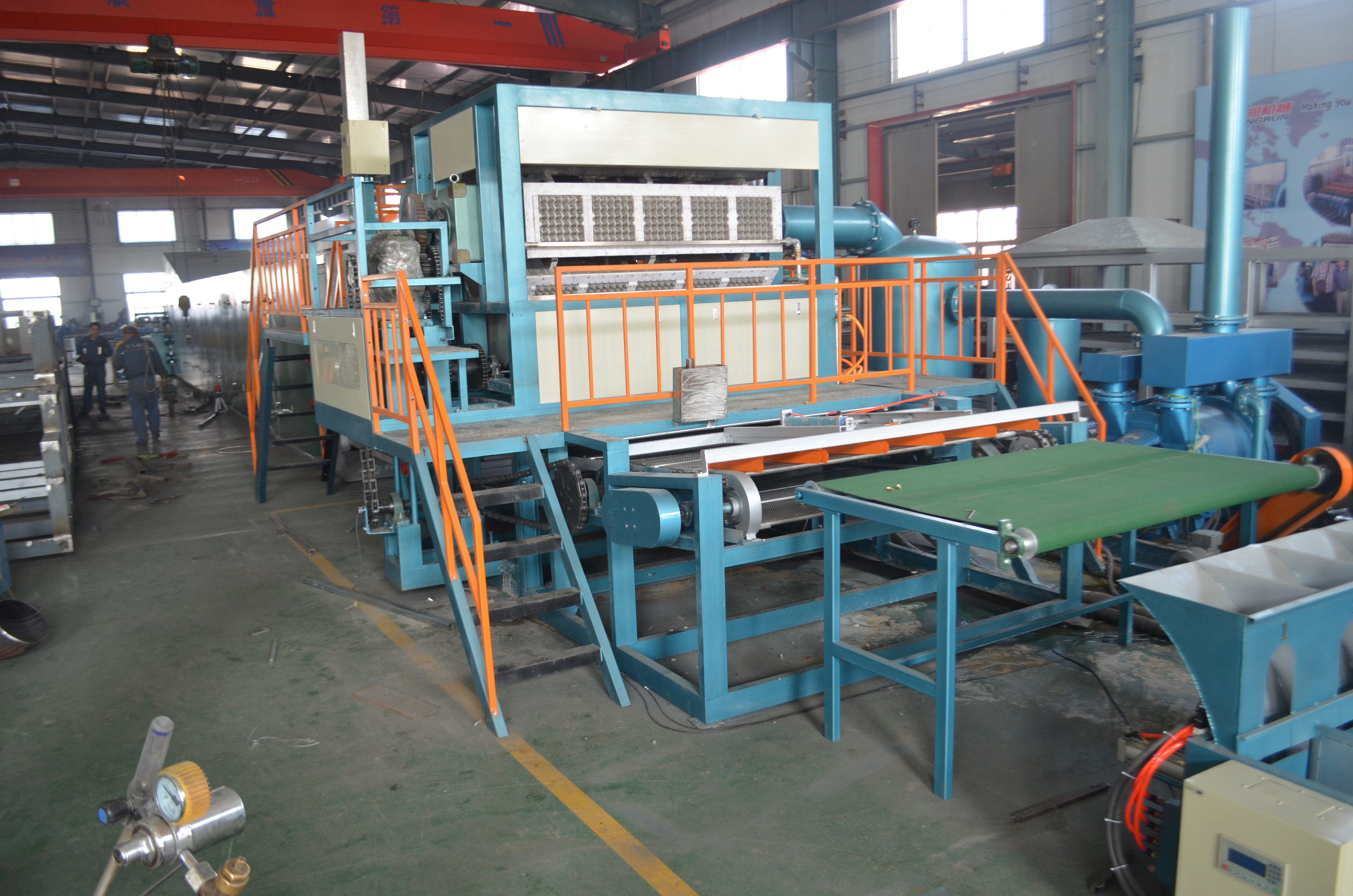 蛋托機(jī)、蛋托生產(chǎn)線(xiàn)、雞蛋托盤(pán)機(jī)，請(qǐng)致電宏潤(rùn)包裝